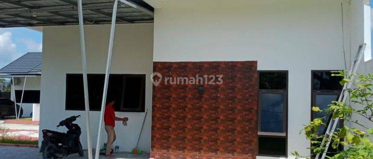 Rumah Depan Dalam Cluster Bangau Jaya Pekanbaru