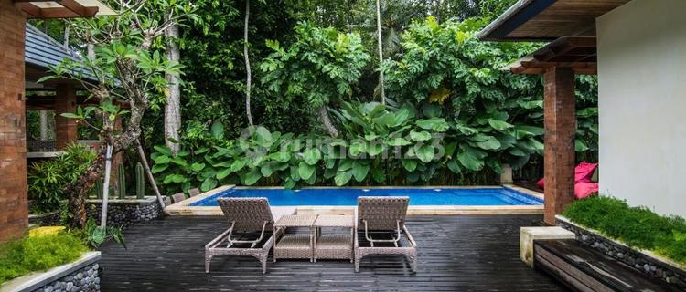 VILLA TANAH LOT BALI 1