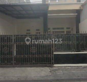 Disewakan Rumah Bagus Pusat Jakarta 1