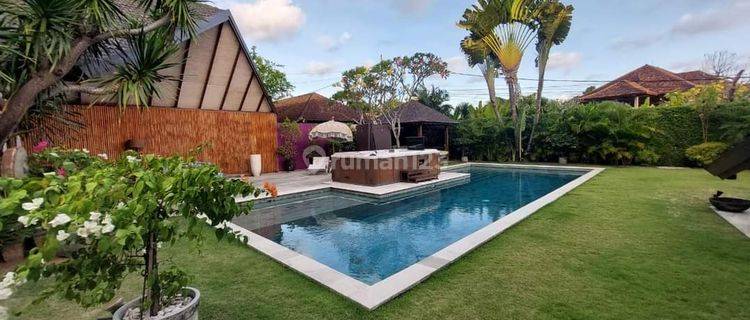 Luxury 3 Bedrooms Sanur Beachside Leasehold 43 Years 1