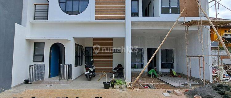 RUMAH JATI PADANG MODERN MINIMALIS DEKAT STASIUN PASAR MINGGU 1