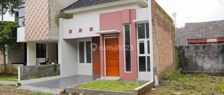 Rumah Minimalis Modern Lokasi Super Strategis  1