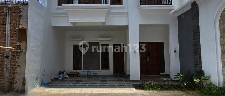 New House in a Complex with Wide Access in Pd Bambu, East Jakarta 1
