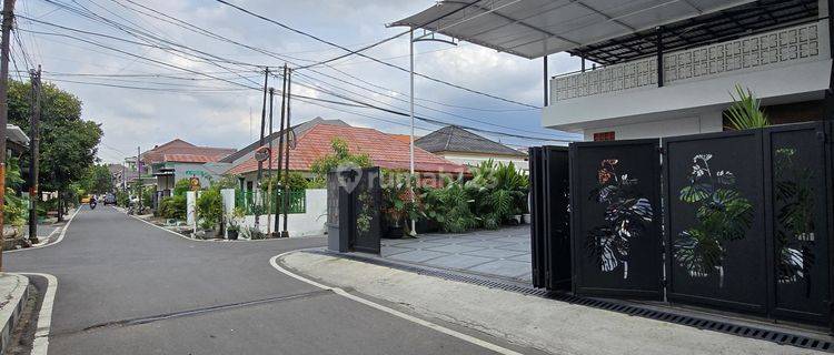 Rumah Cocok Untuk Usaha Klinik Di Duren Sawit,jakarta Timur 1