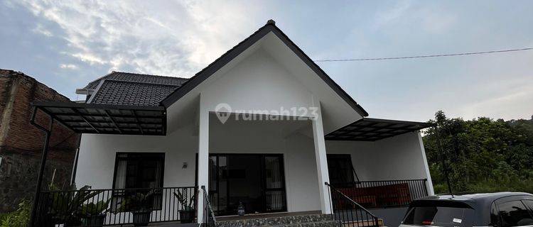 Villa Semi Rumah di Ujungberung Tanah Besar, SHM 1