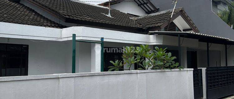 DI JUAL CEPAT RUMAH FULL RENOVASI TANAH CUKUP LUAS LOKASI RIUNG BANDUNG  1
