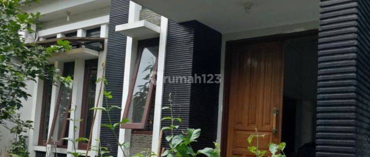 Rumah Bagus Di Nusallok  1