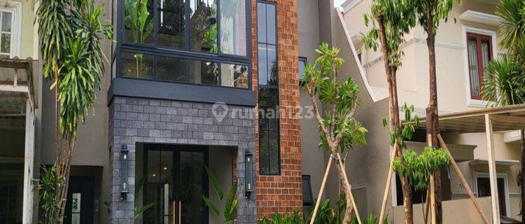 Dijual Rumah Baru Cantik 3lantai Di Nusaloka BSD (rr) 1