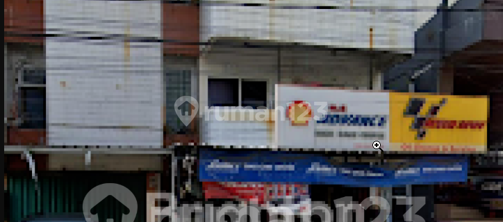 LARGE SHOPHOUSE BUILDING 0 MAIN ROAD 1