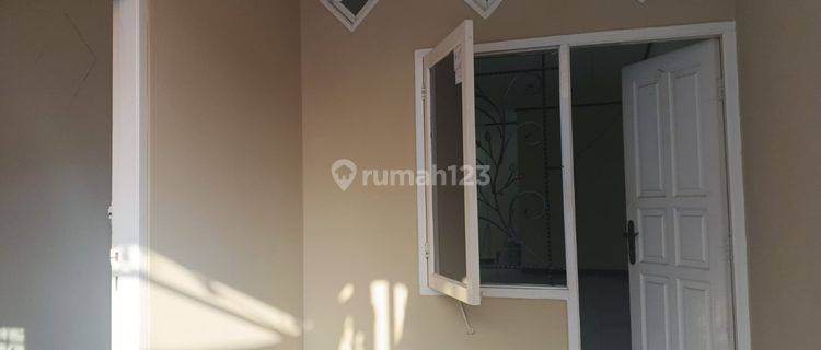 Di Sewakan Rumah Siap Huni di Depok 1