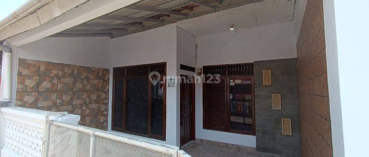 Di Sewakan Rumah Siap Huni di Perumnas Depok 2 1