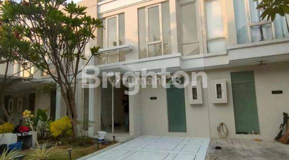 Rumah 2Lantai Grand Pakuwon Semi Furnished 1