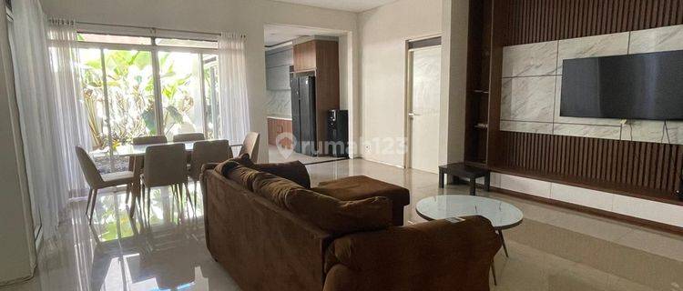 Rumah Luxury Full Furnish Tatar Wangsakerta Kota Baru Parahyangan 1