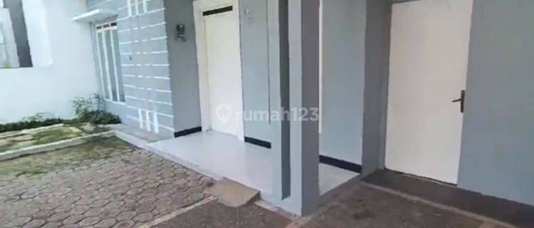 Rumah Bagus Minimalis Blok Favorit Taman Kopo Indah 3 1