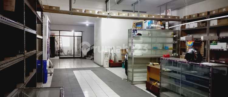 For Sale: Mainroad Winged Shop-House in Sukajadi Near PVJ, RSHS, Sederhana Market 1