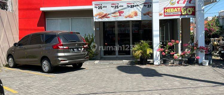 Rumah Usaha Startegis Jalan Tidar Parkir Banyak Tengah Kota  1