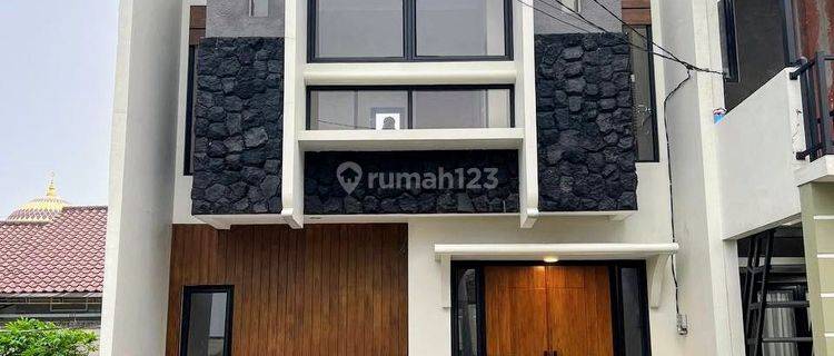 Rumah 2 Lantai Modern 900 Meter Ke Pintu Tol Depok 1