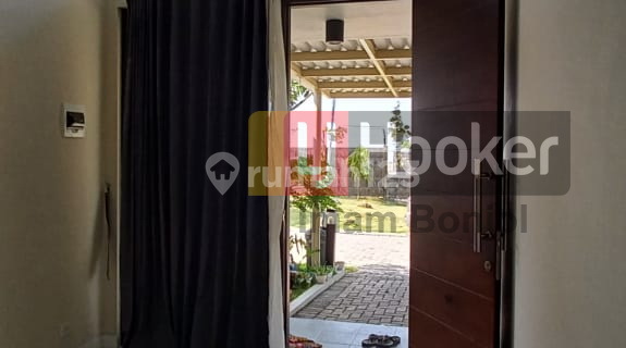 Rumah Di Perumahaan Elit Sambiroto 1