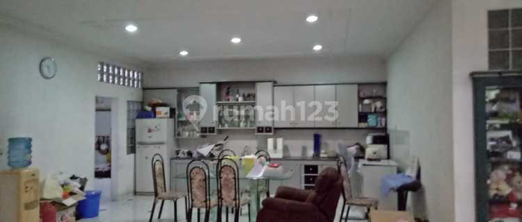  Rumah Jl.Taman Beringin Semarang Tengah – 10845 1