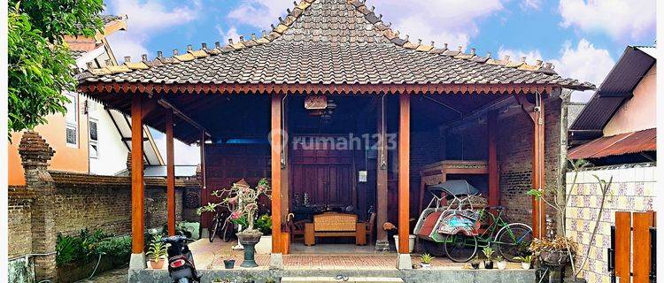 Rumah Limasan + Joglo Full Furnished di Baciro 1