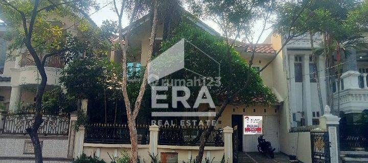 Dijual Rumah 2 Lantai di Boulevard Resinda Karawang 1