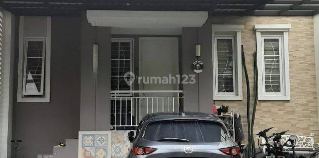 Rumah Rapi & Siap Huni 2 Lantai Di Savia, Bsd  1