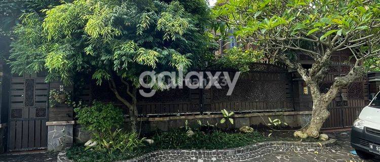 Rumah Etnik dekat dgn sekolah, Cafe dan Mall 1