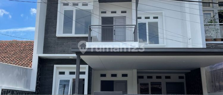 For Rent Rumah Baru, Mewah, Minimalis, Turangga, B.batu, Bandung 1