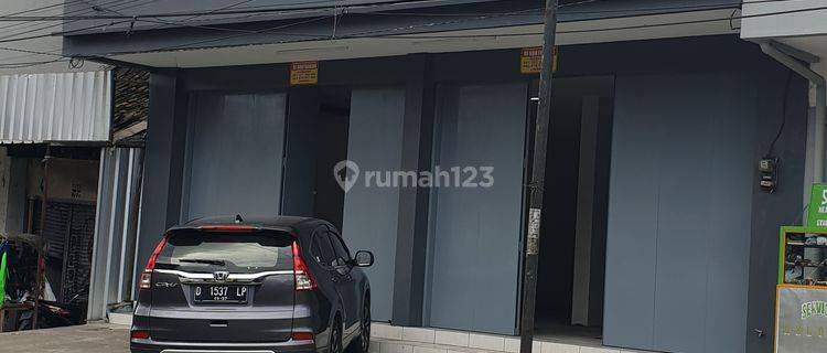 Ruko gress 3 lantai siap pakai Ruko di Jl. Raya Lembang Baru 1