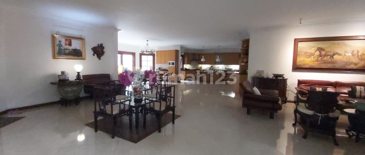 Rumah 2 lantai di taman s parman, jakarta barat 1