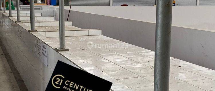 Dijual 2 lapak gandeng di Pasar Family Harapan Indah,Bekasi
NEGO 1