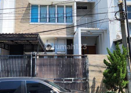 Di Jual Rumah di Kelapa Gading , Gading Hibrida Jakarta Utara 1