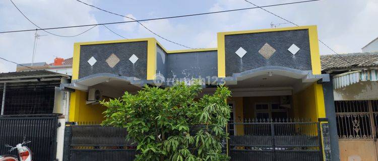 Dijual Bu Rumah Cantik Rapih di Harapan Indah 1 Bekasi 1