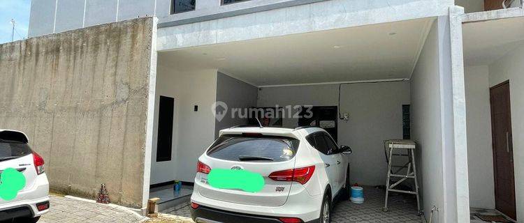 Dijual Rumah 2 Lantai Cluster Casa Ruby Jati Murni, Pondok Melati, Bekasi 1