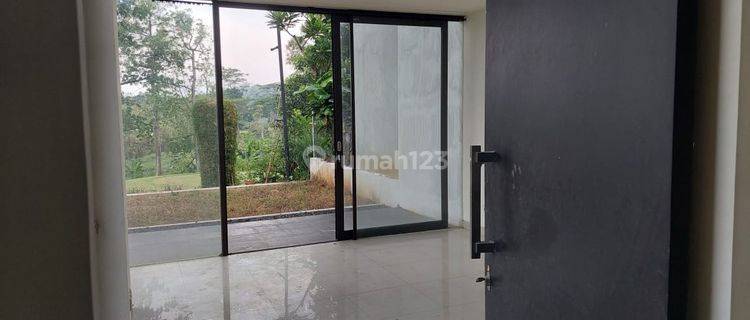 Dijual Villa Bagus Sejuk View Golf di Taman Dayu Pandaan Jawa Timur 1