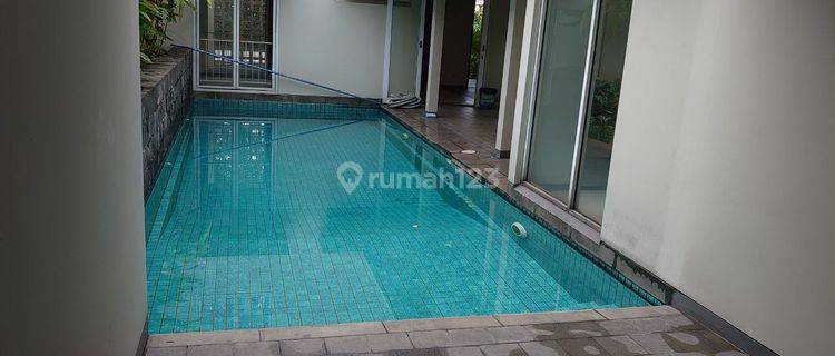 Lxmmt 0016 Disewakan Rumah 3 Lantai Dengan Pool Area Kuningan Jkt 1