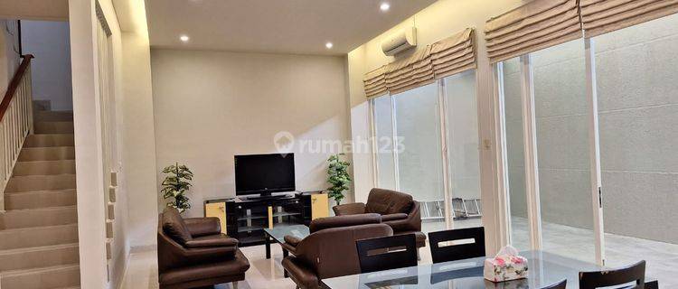 LDP 0063 Dijual Murah Turun Harga Rumah Furnished Area Citraland Surabaya 1