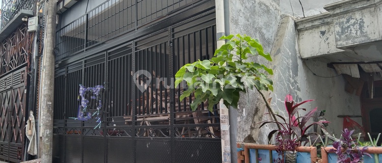 For sale 1-story house in Menceng area 1