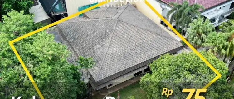 Kebayoran Baru Rumah Lama Hitung Tanah, Lokasi Super Prime, Posisi Hook 1