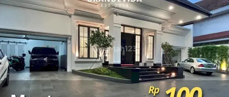 Menteng Luxurious Brand New House, Semi Furnished, Tanah Luas Dan Bangunan Besar 1