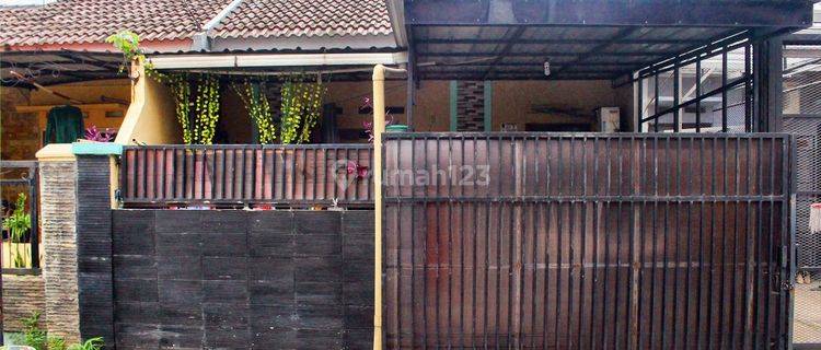 Rumah Seken Siap Huni Harga Nego 10 menit ke Stasiun Depok J20499 1