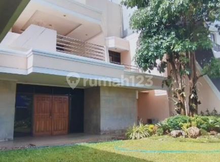 Dijual Rumah di Argopuro Surabaya Kota 1