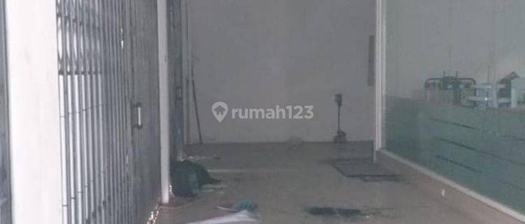 Disewakan Gudang Mangku Jalan Adi Sumarmo Dekat Exit Tol Klodran Luas Tanah 1700 Meter 1