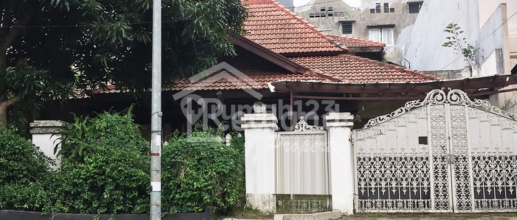 Rumah di Abdulrahman Saleh , Semarang Si Me 4762  1