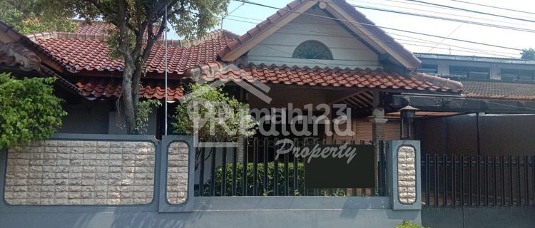 Rumah di Daerah Gajahmungkur , Semarang Si 4951 1