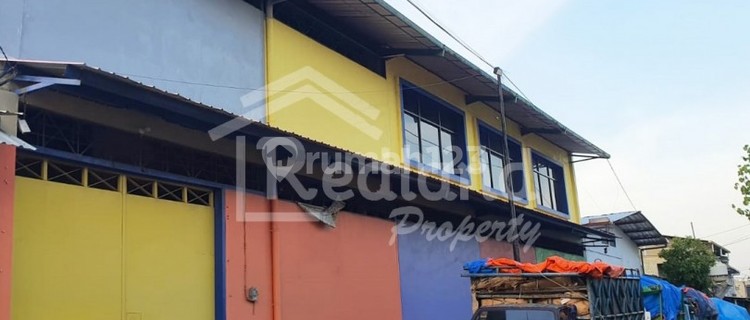 Gudang di Lik Genuk , Semarang Yv 5161 1