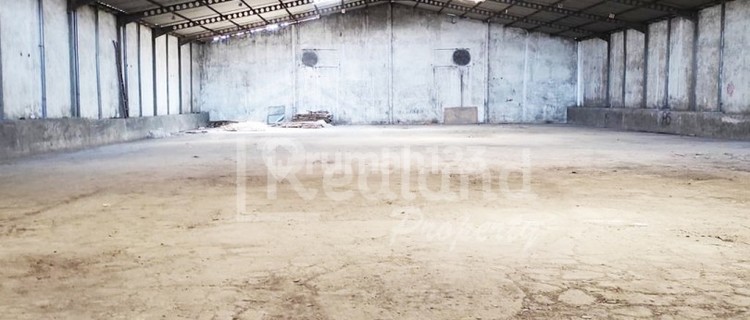 Gudang di Pangkalan Truk, Semarang Yv 3590 1