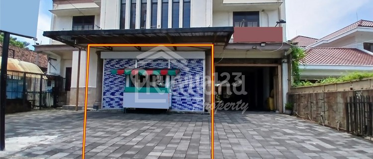 Ruang Usaha di Gajahmada , Semarang ( Si 7753 ) 1