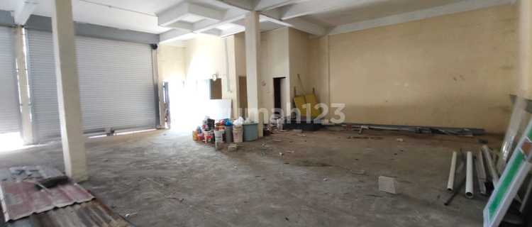 For Rent 3 Units of Attached Shophouses 1