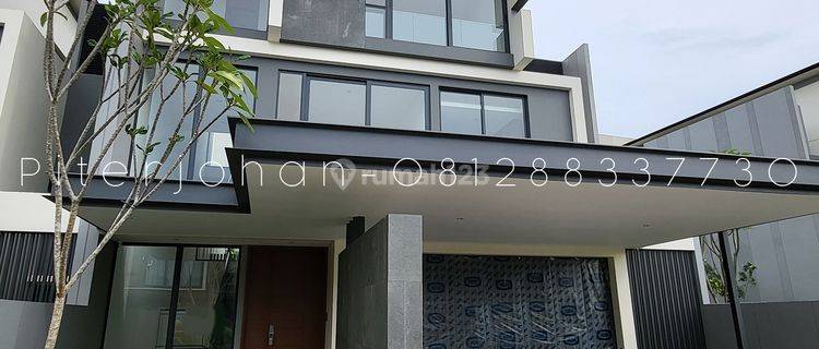 Rumah Sultan Tipe 12 Ada Lift. Lyndon Navapark di Bsd, Bagus .. 1